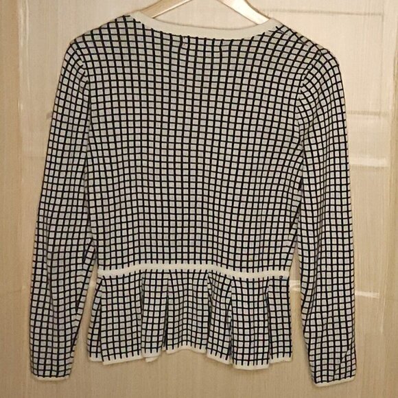 Banana Republic Petite Black White Peplum Sweater Small - Picture 2 of 5